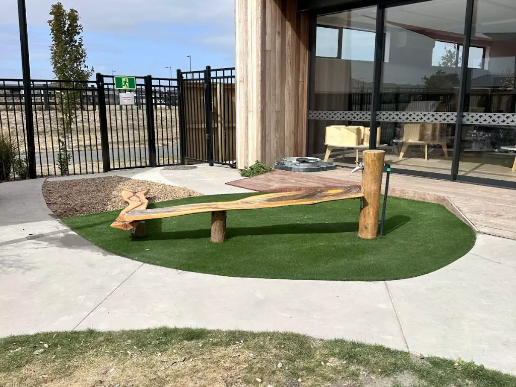 artificial grass environment